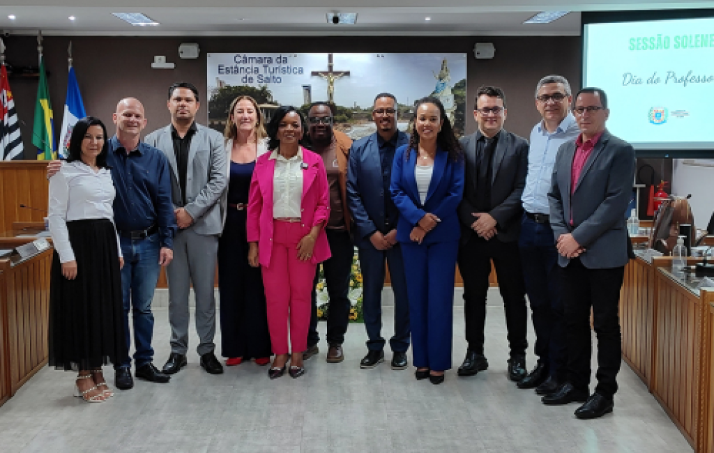 Solenidade na Câmara de Salto prestou homenagem ao Dia do Professor