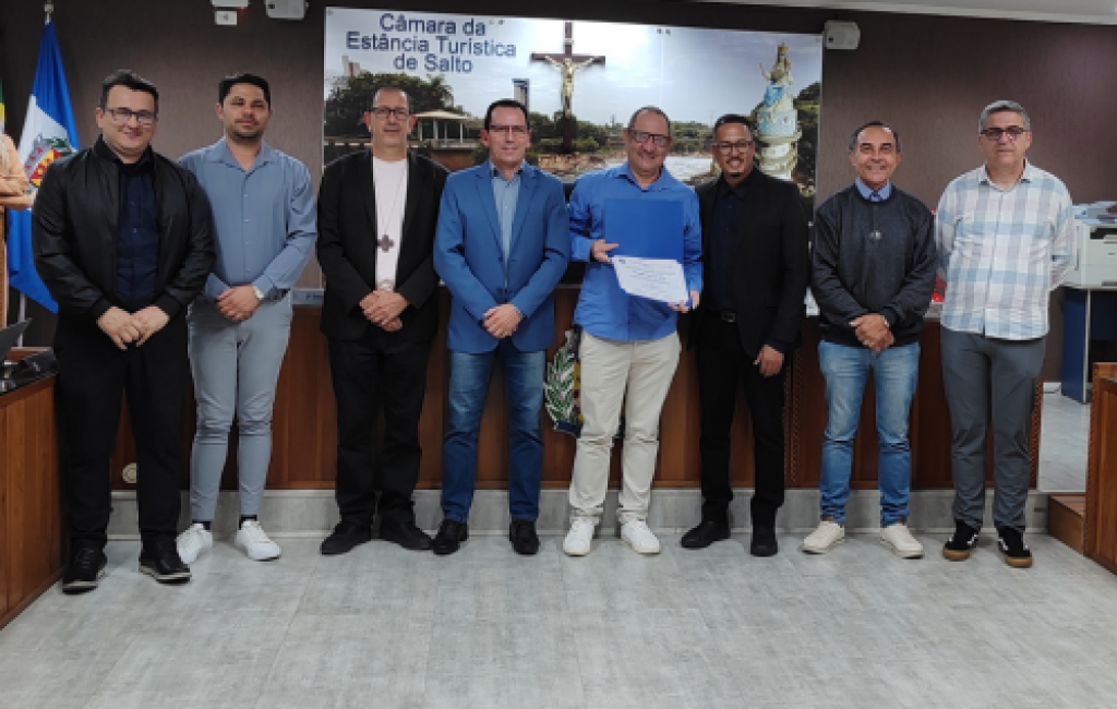 Professor Osvaldo Luiz da Silva recebe Votos de Congratulações e Louvor