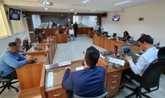 Secretários de Educação e de Esportes e Lazer fazem prestação de contas semestral na Câmara