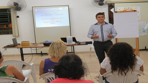 Willhes-participa-de-reunião-no-cras-do-jd-saltense